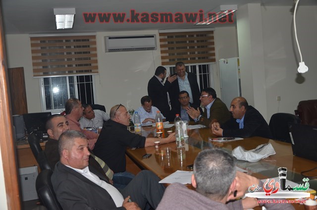 بلدية كفرقاسم تُقر بالأغلبية على ميزانية 2014  باستثناء 3 !!!